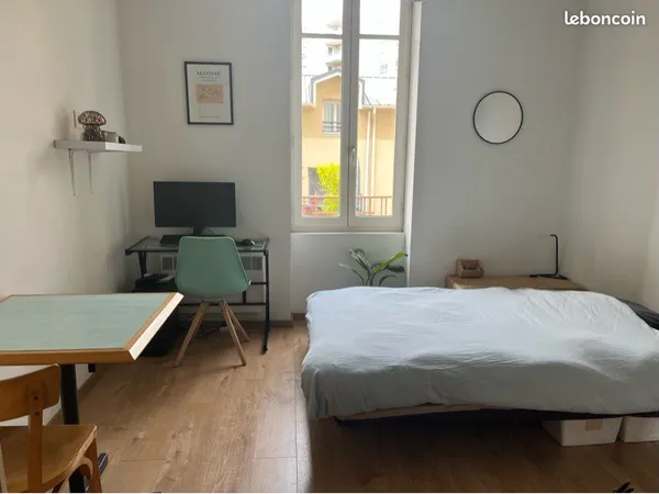 Studio meublé direct propriétaire Gerland