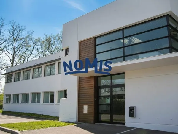 Bureaux 380 m²