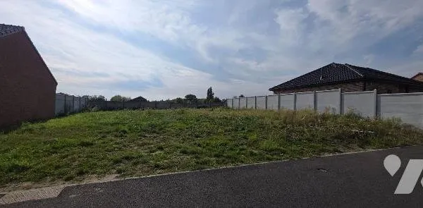 Terrain 425 m²