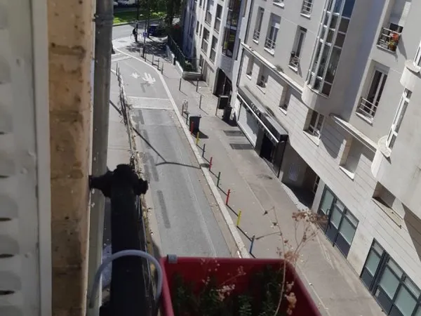 Location 2 pièces meublé 40m² Paris 20