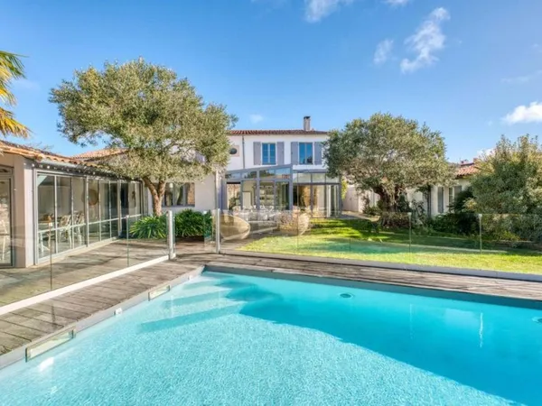 Maison de luxe 10 pièces 280 m²