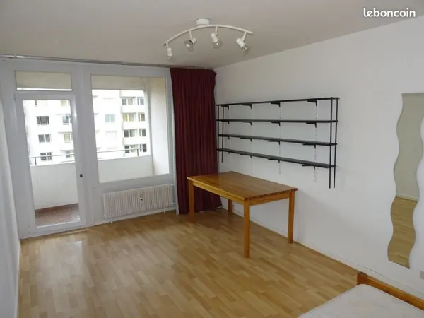 F1 meublé 33m² Esplanade,parking, 21 Rue d'Oslo