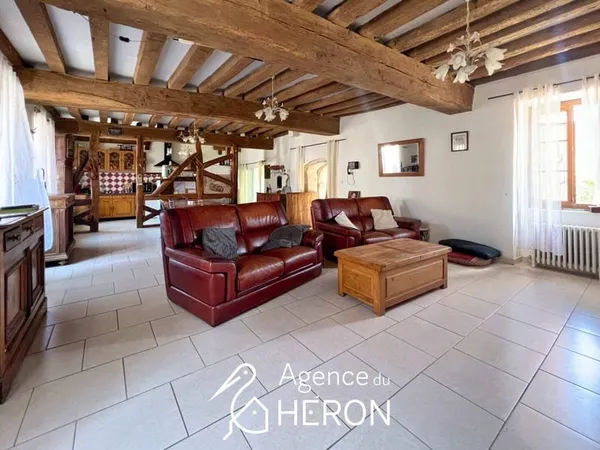Maison 9 pièces 177 m²