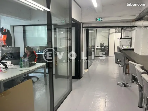 Bureaux 436 m²