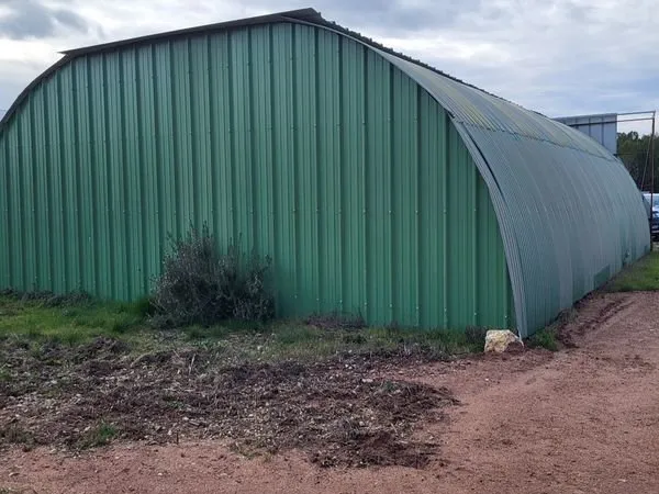 Hangar stockage ou stationnement