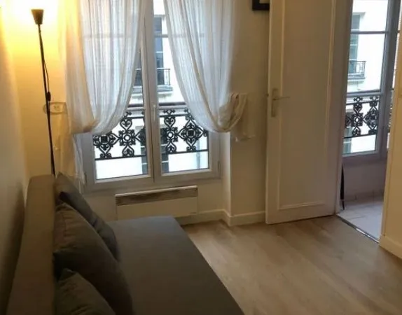Location meublée appartement 1 pièce 19 m²