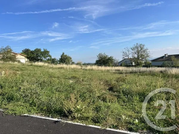 Terrain 665 m²