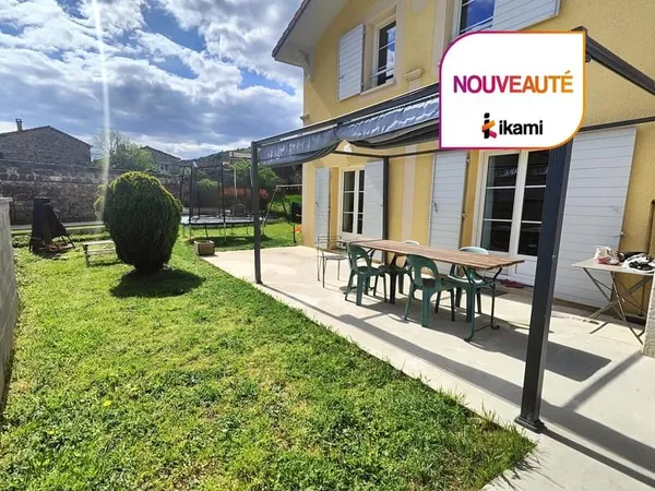 Maison récente, jardin, centre village avec 3 chambres