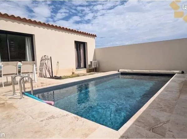 Maison plein pied neuve avec piscine