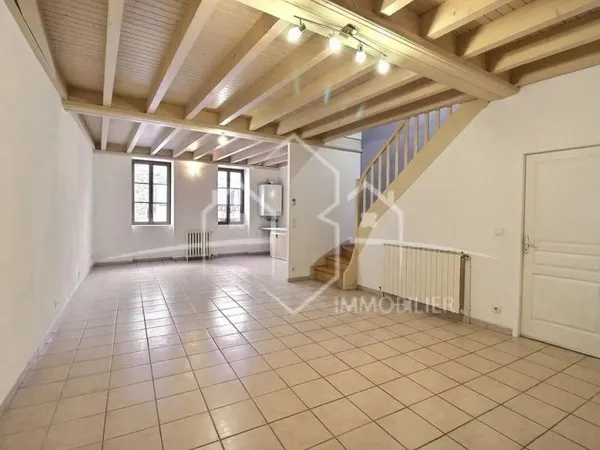Maison de village rénovée, 107 m² hab, 3chambres