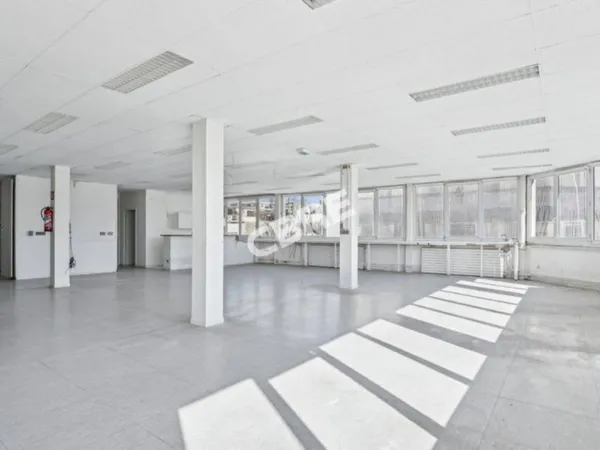 Bureaux 478 m²