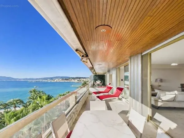 Appartement d'Exception vue Mer - Cannes Croisette