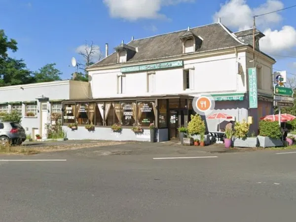Restaurant gîte ou Hôtel très bien situé à un carrefour stratégique !