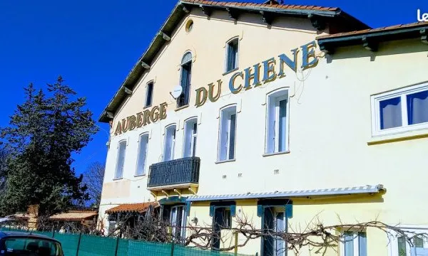 Maison chambres d'hôtes 285 M2 avec terrain