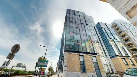 Bureaux 844 m²