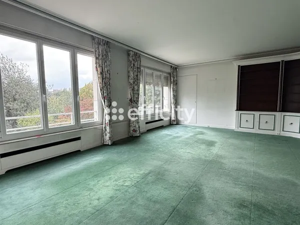 Appartement 8 pièces 174 m²