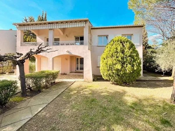 Maison 6 pièces 175 m²