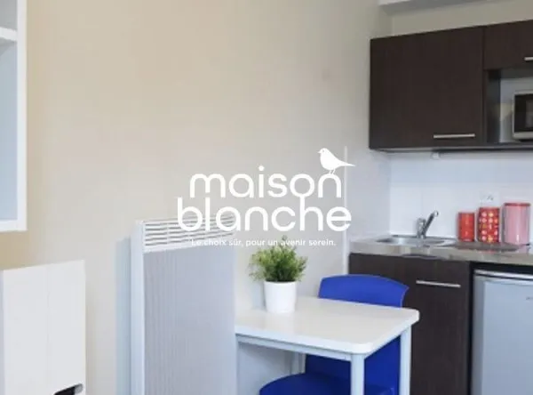 APPARTEMENT T1 - RENTA 4,87 % - LYON (69)