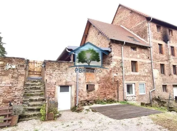 Maison 8 pièces 241 m²