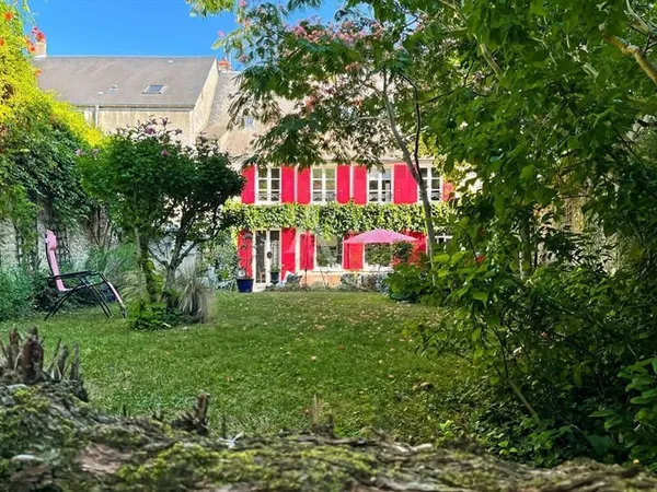 Maison 7 pièces 180 m²
