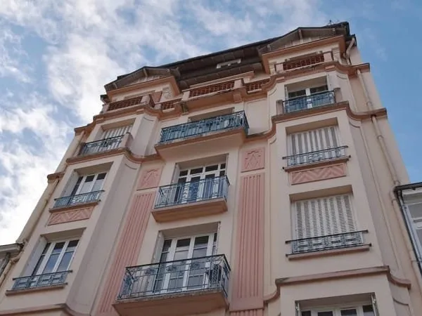 Appartement T2 bis à vendre à Vichy centre ville, ascenseur et b