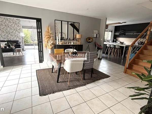 Maison 6 pièces 145 m²