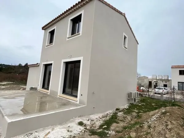 Villa NEUVE