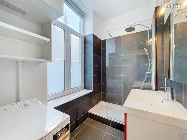 Studio 1 pièce 30 m²