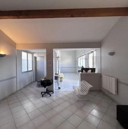Bureaux 4 pièces 100 m²