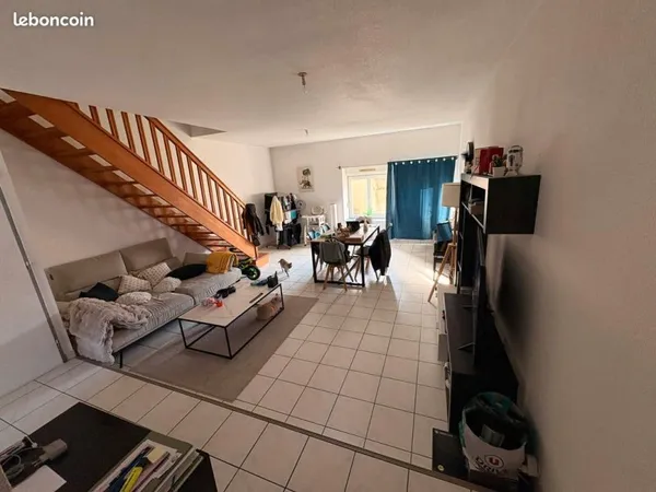Appartement type maison mitoyenne
