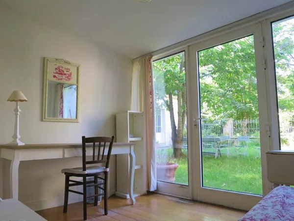 Loue chambre 9m² - Versailles