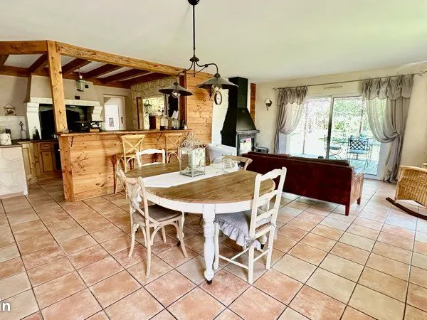Maison Carcans ville