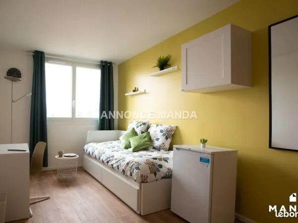 Chambre 5 pièces 11 m²