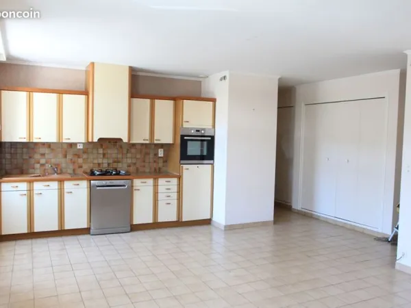 Location appartement T2 60m²