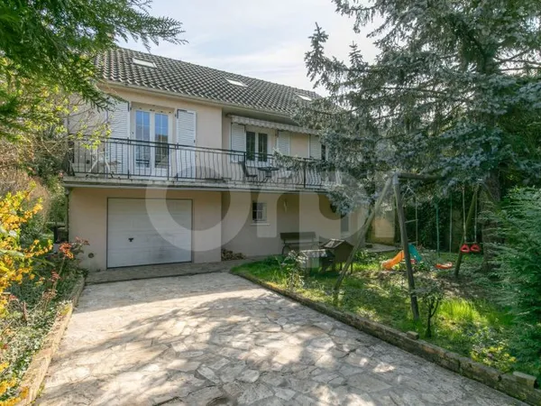 Maison 7 pièces 135 m²