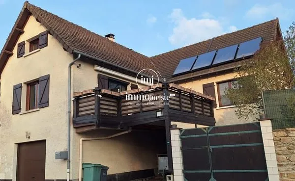CHÂTEAUPONSAC Belle maison familiale de 130 Bm² avec sous-sol,