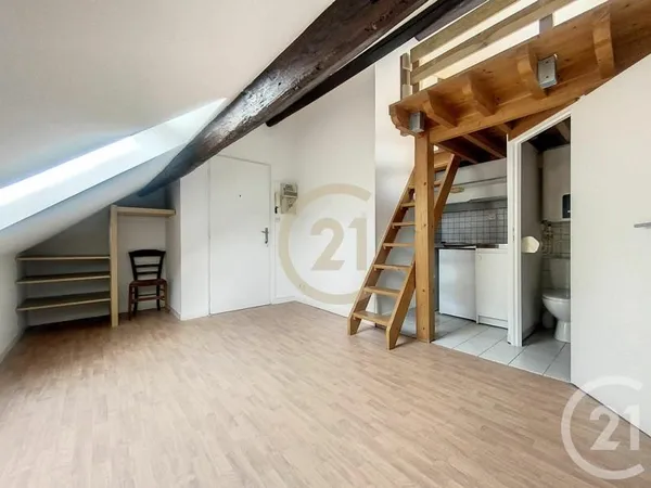 Appartement 1 pièce 9 m²