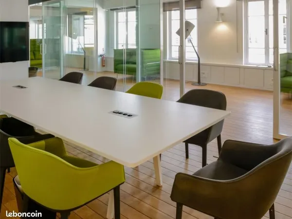 Bureaux 130 m² PARIS