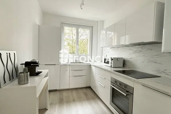 Appartement meublé 4 pièces 81 m²