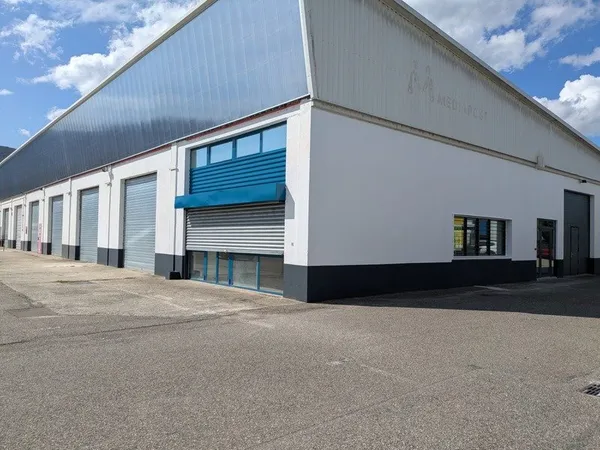 Local/bureau à louer CHAMBERY (73) 280 m²