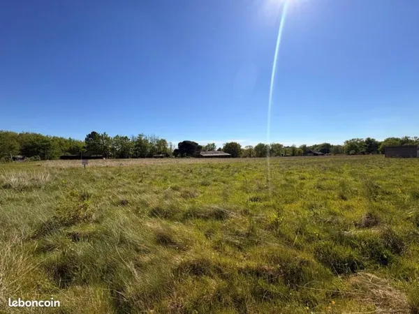 Terrain 1 335 m² La Force