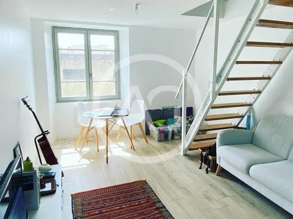 T2 duplex meublé rénové