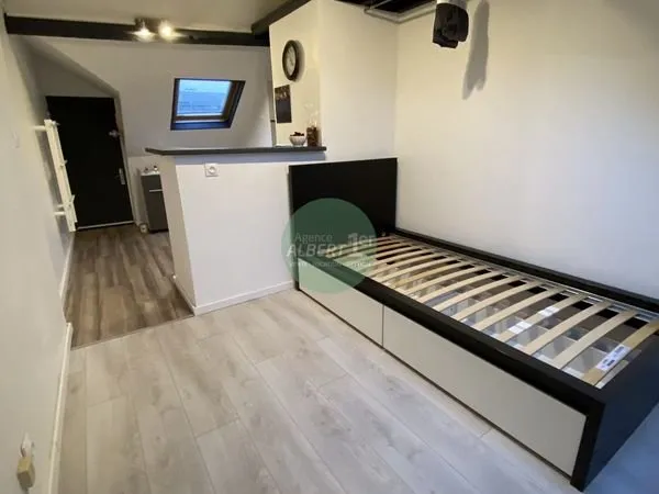 Studio 1 pièce 13 m²