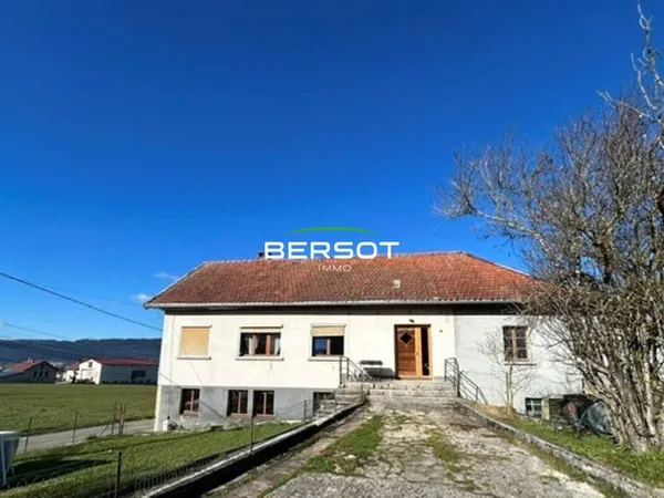 Grand appartement à proximité de la Suisse