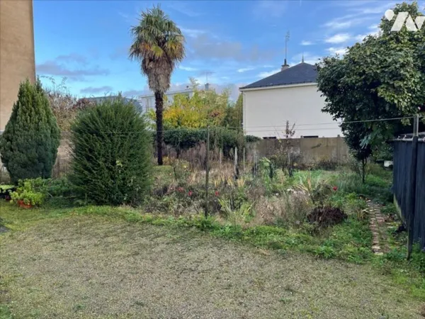 Immeuble 8 pièces 130 m²