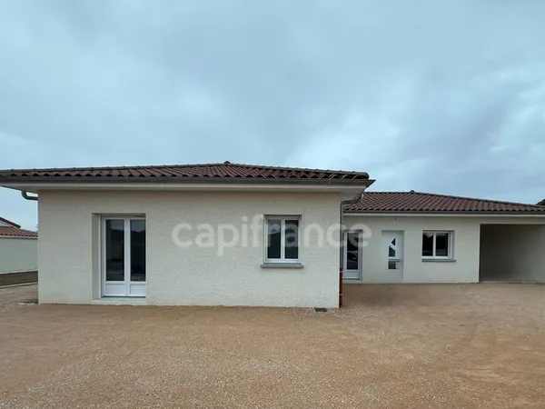 Maison contemporaine de 2024 - 133 m² - 3 chambres - Terrain 781 m² hors lotissement