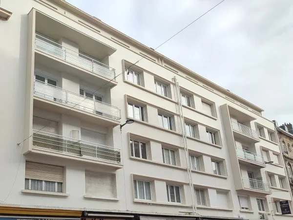 Appartement avec ascenseur.