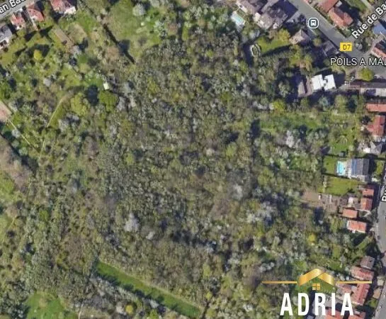 Découvrez un Écrin de Nature en pleine zone urbaine