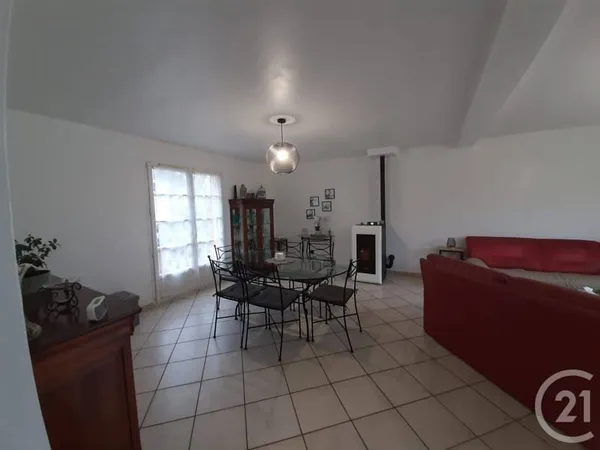 Maison 7 pièces 146 m²