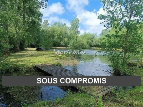 Exclusivité - Vallée de l'Authie, beau terrain de loisir sur 9300 m² idéal pour la pêche et la chass